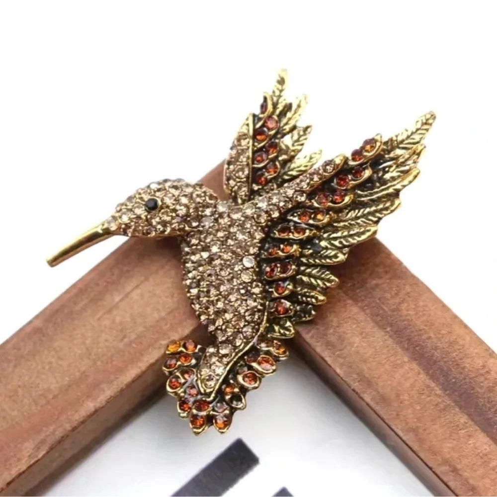 Hummingbird Brown Crystal Pin Brooch